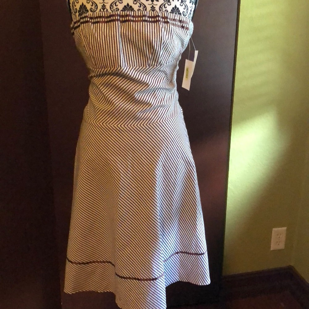Seersucker striped strapless sundress